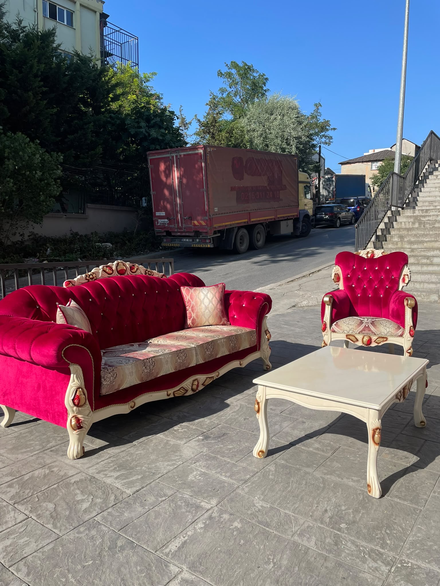 Royal set